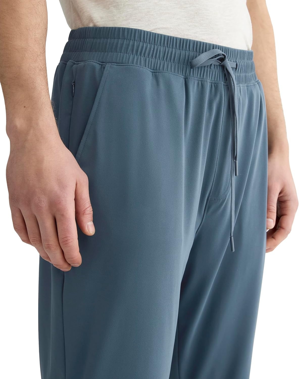 image:imageEverlane Mens The OffDuty Tech JoggerMidnight Navy