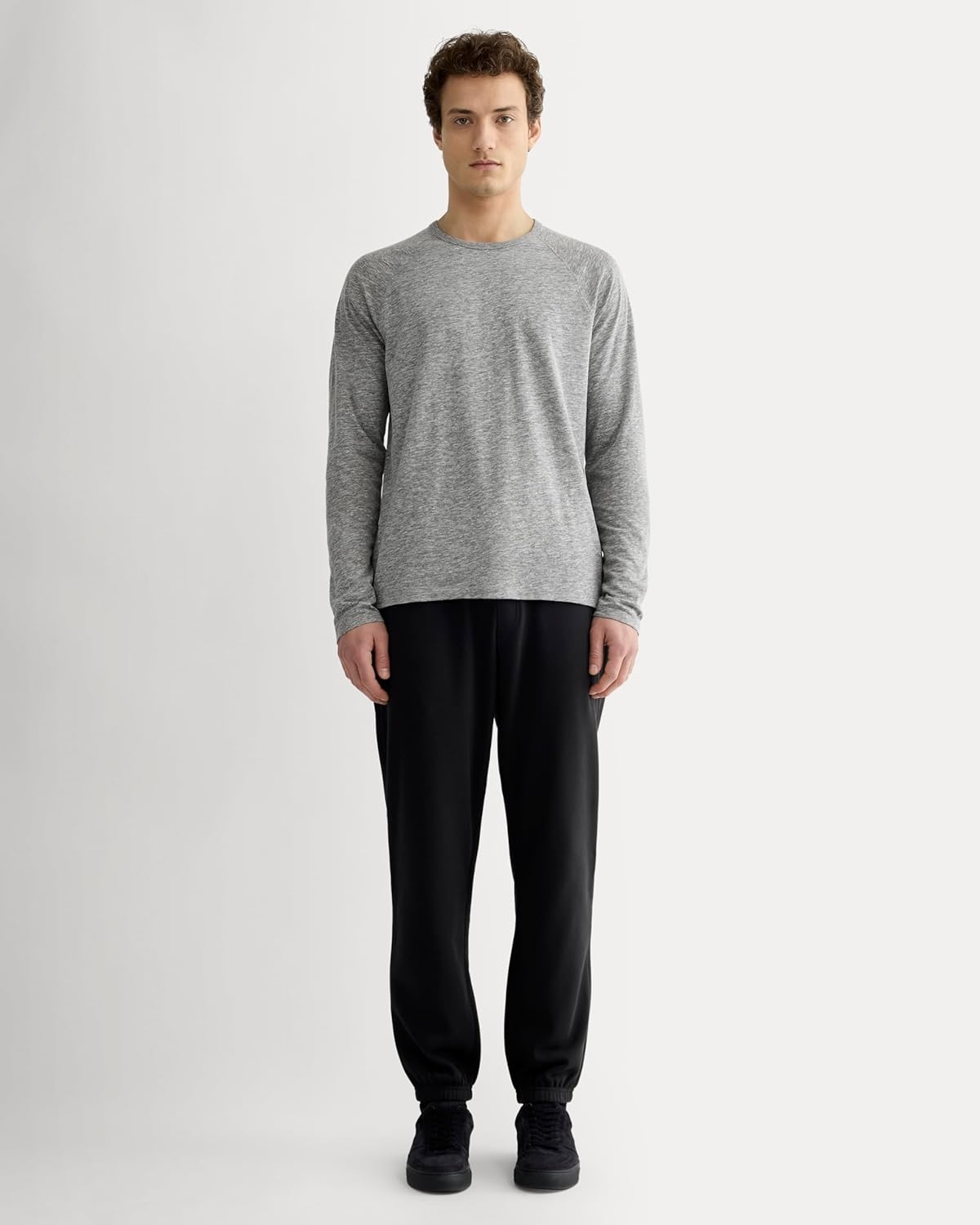 image:imageEverlane Mens The Rec LongSleeve CrewHeathered Grey