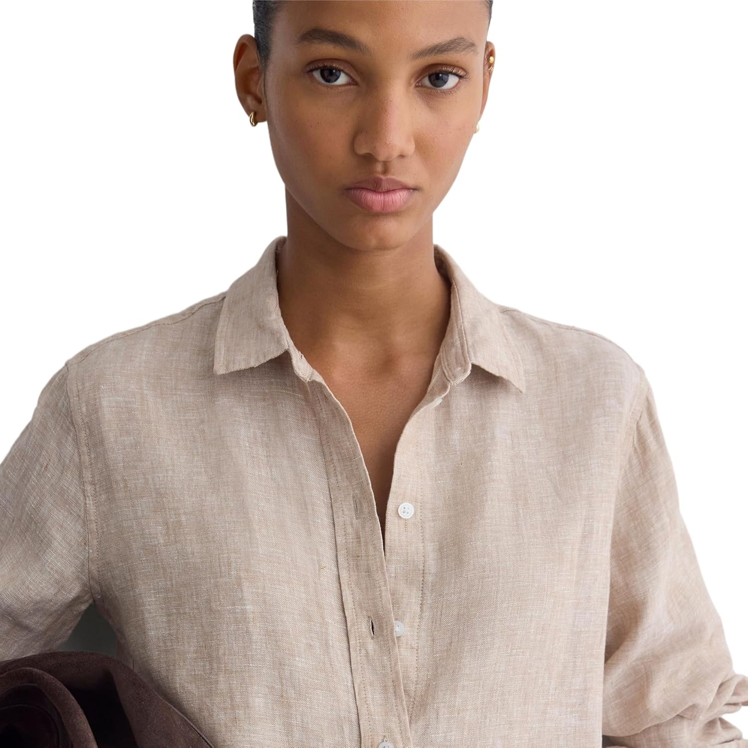 image:imageEverlane Womens The MustHave Linen Shirt Relaxed Fit ButtonDown in Certified European Flax LinenCornstalk Chambray
