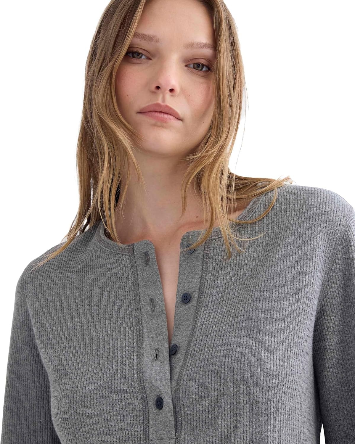 image:imageEverlane Womens Everlane Boxy Henley in Cozy WaffleHeathered Charcoal
