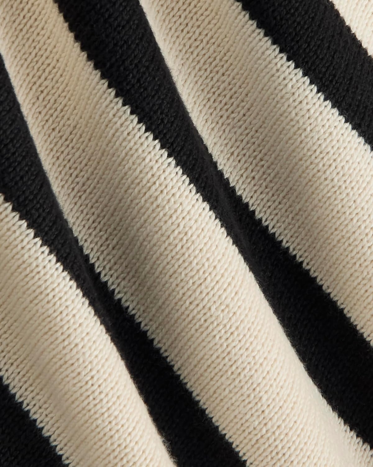 image:imageEverlane Womens Everlane The Boxy Sweater in Everyday CottonCanvas Black