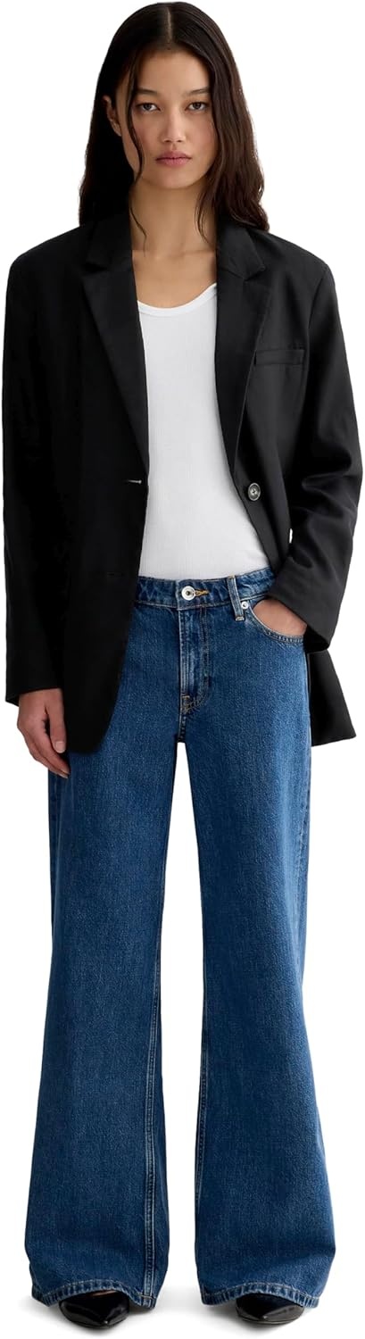 image:imageEverlane Womens The Oversized Blazer in ButtersmoothBlack