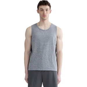 Everlane Men’s The Rec Performance Tank(Heathered Grey)
