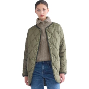 Everlane Women’s Everlane the Quilted Liner(Kalamata/Rosin)