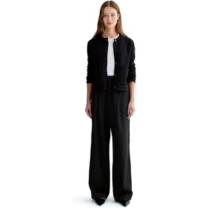 Everlane Women’s The Draper Pleated Pant in Buttersmooth(Black)